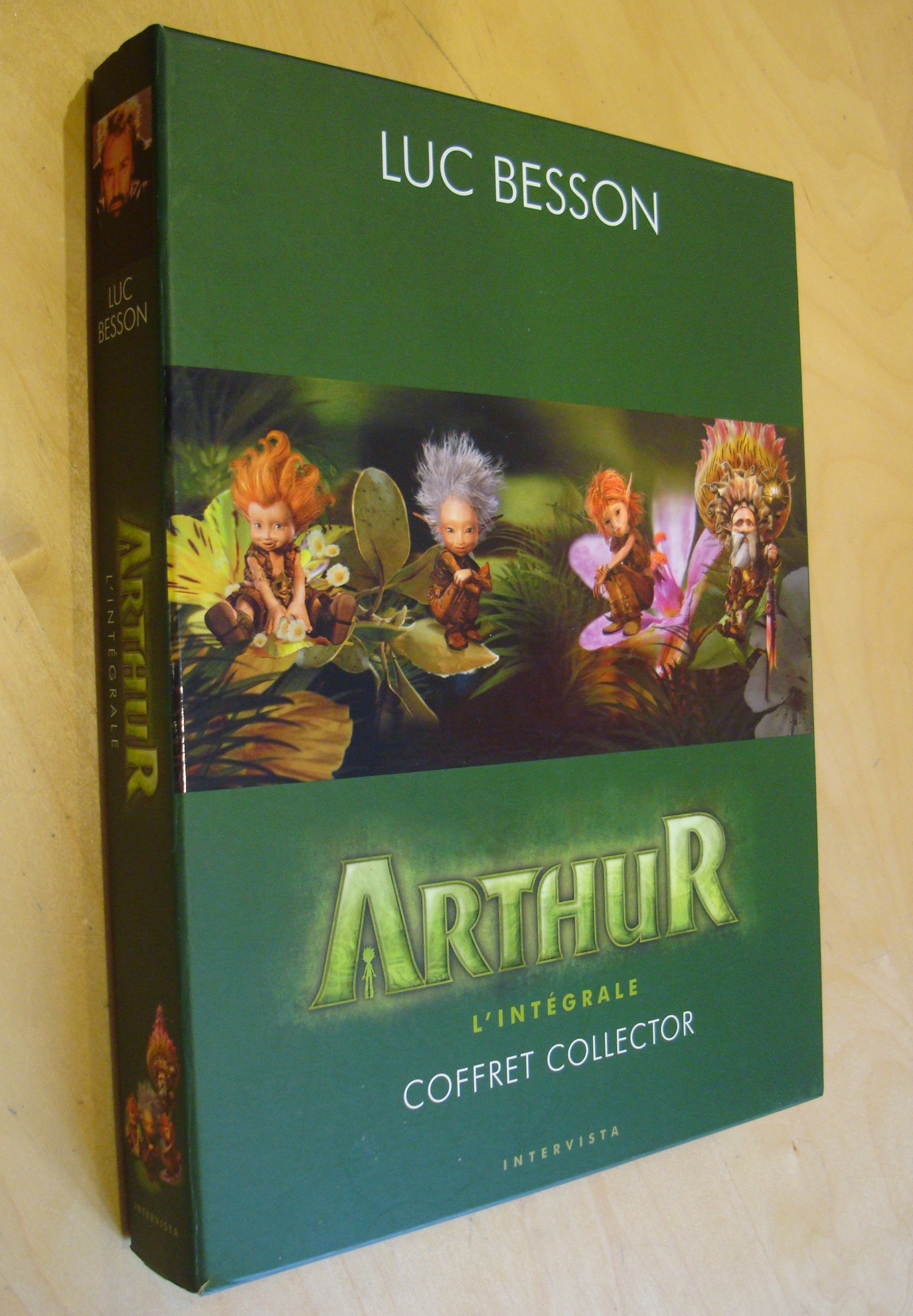 Luc Besson Arthur l'Intégrale Coffret collector (4 affiches 4 magnets 4 tomes) – Image 3