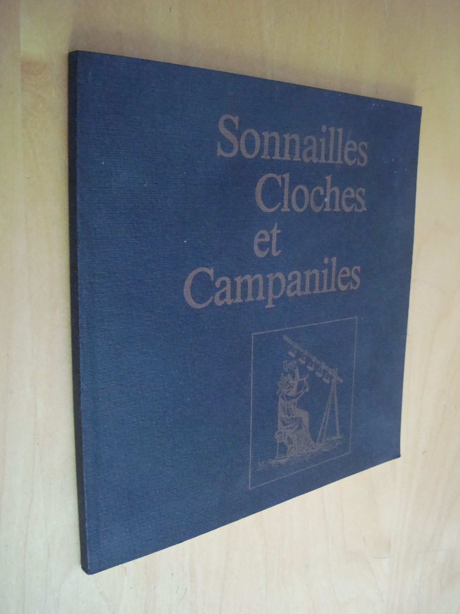 Sonnailles, Cloches et Campaniles Abbaye de Sénanque, Gordes, Vaucluse Juin-Octobre 1983